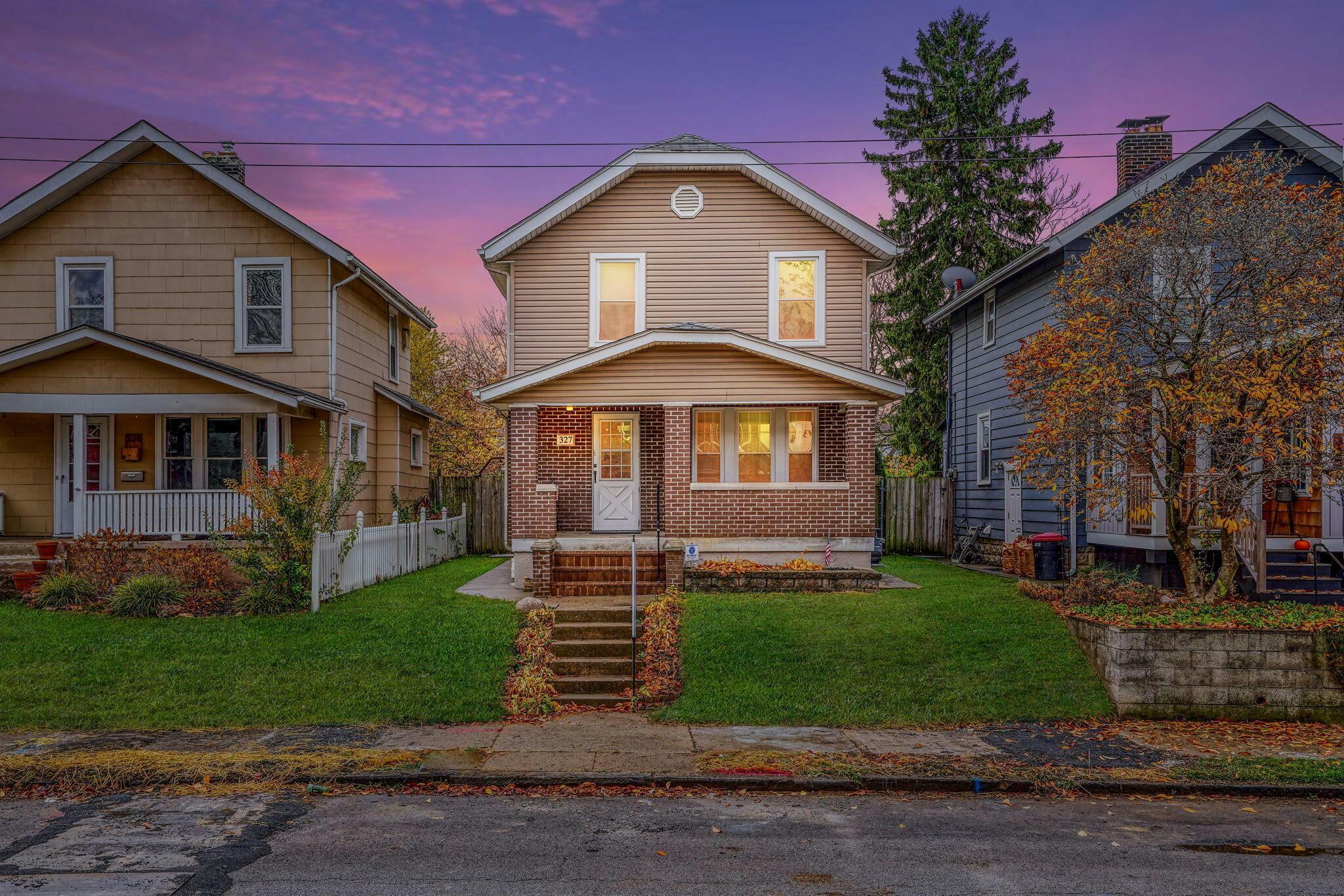 Property Photo:  327 E Hinman Avenue  OH 43207 