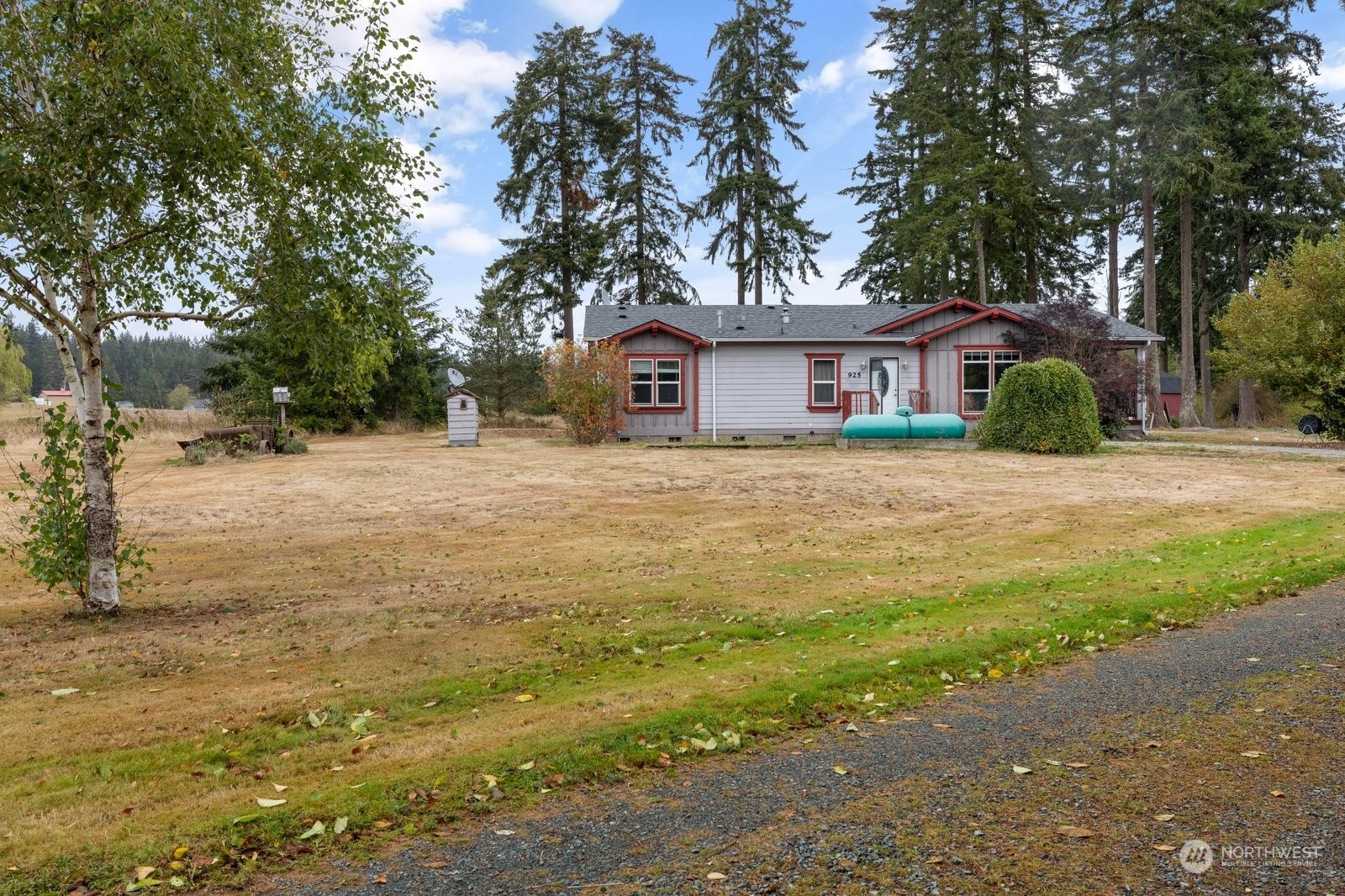 Property Photo:  925 Mule Track Lane  WA 98277 