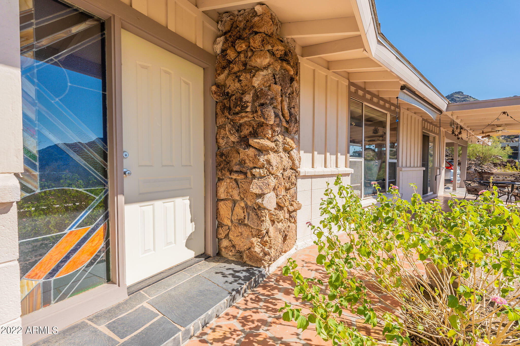 Property Photo: 1750 E Cinnabar Avenue AZ 85020