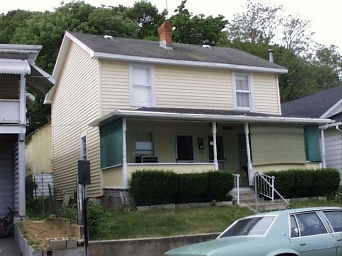 Property Photo:  118 N High Street  WV 25702 