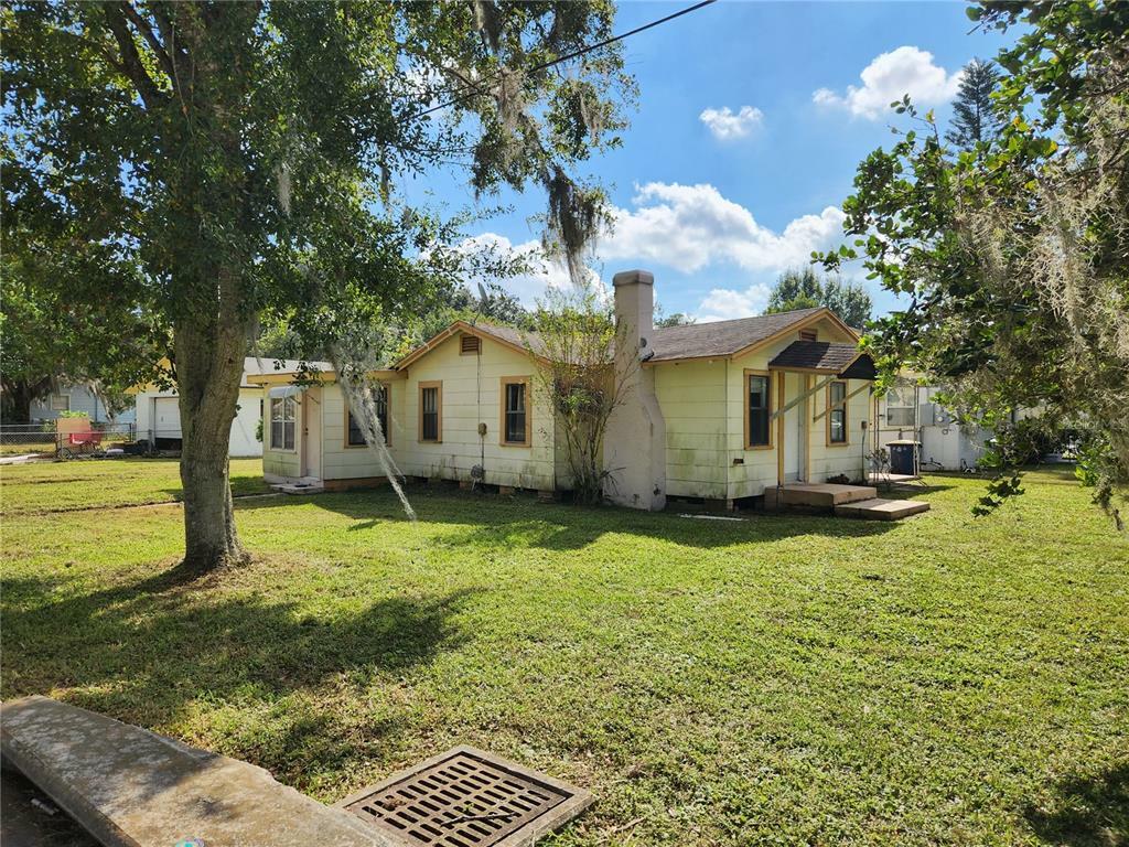 Property Photo:  851 Vineland Road  FL 34787 