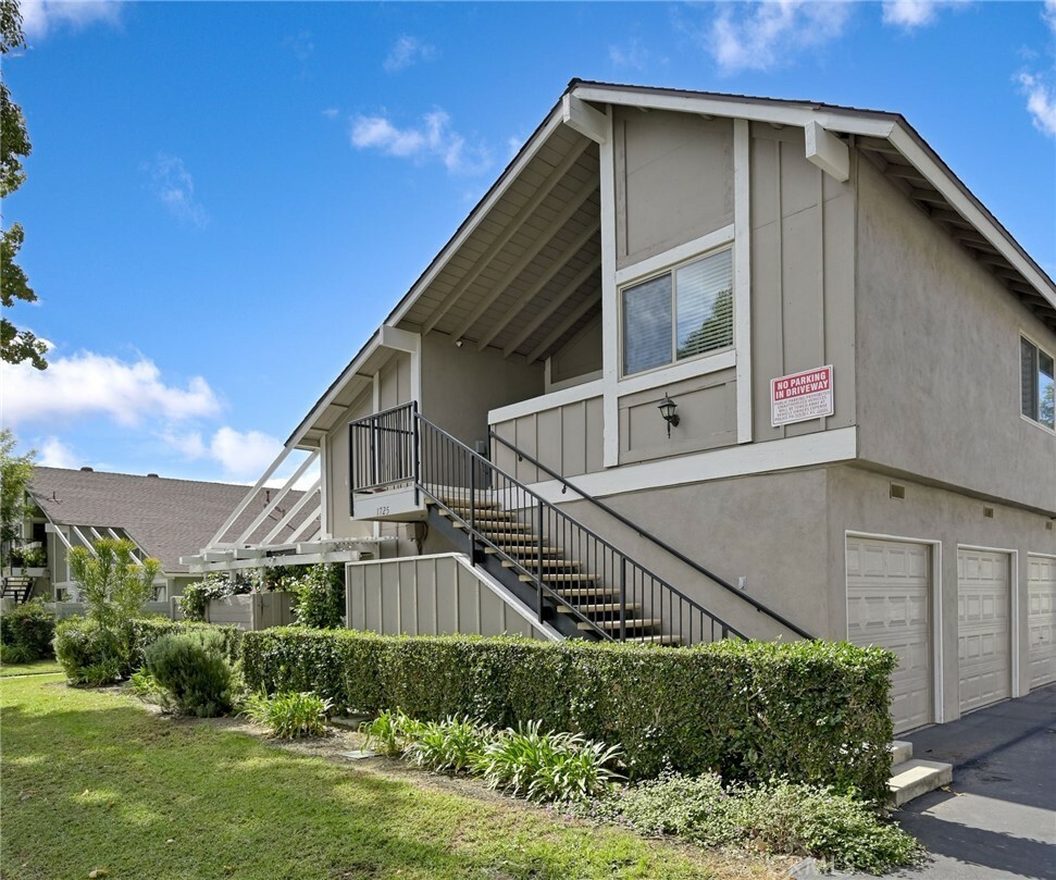 Property Photo:  1725 N Rainwood Circle B  CA 92807 