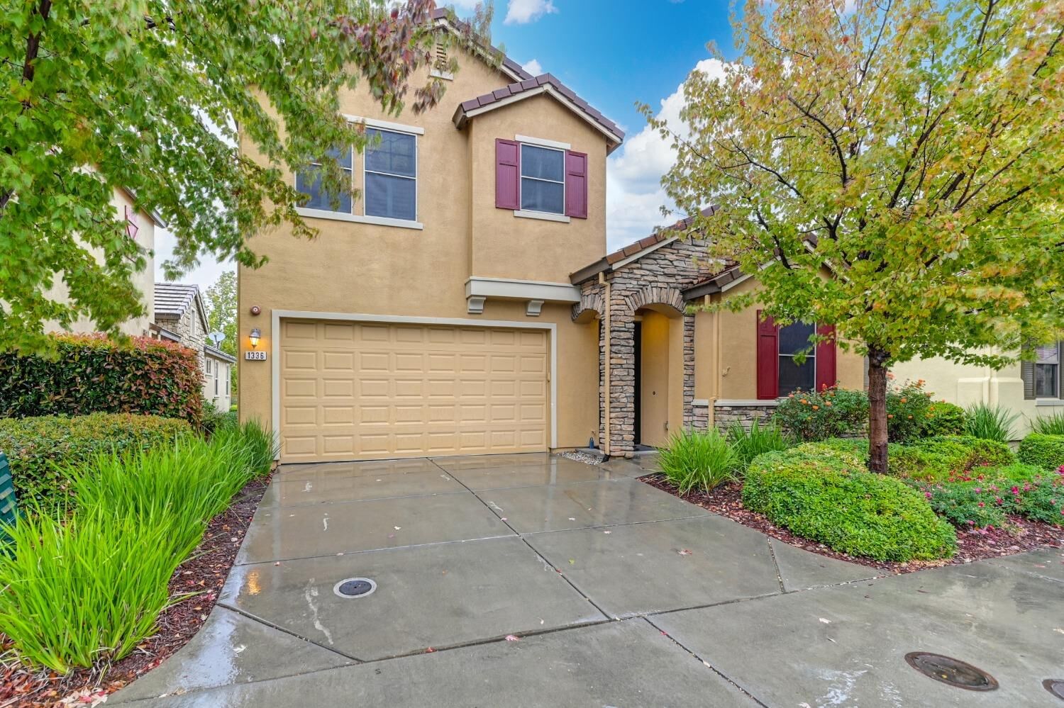 Property Photo: 1336 Marseille Lane CA 95747