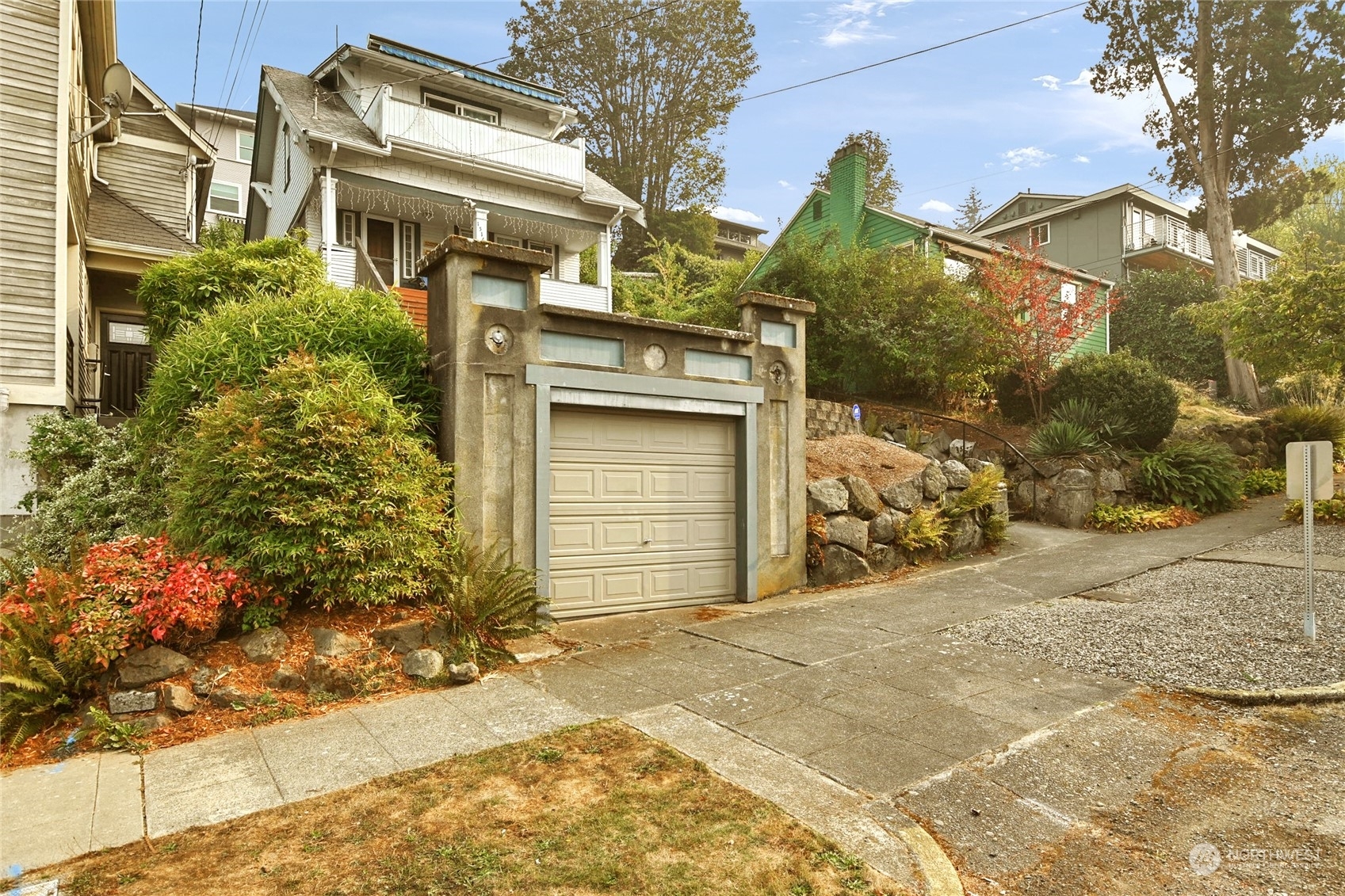 Property Photo: 1516 30th Avenue S WA 98144