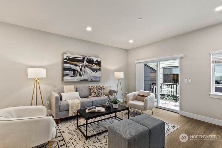 Property Photo:  907 238th Place SE C 2  WA 98021 