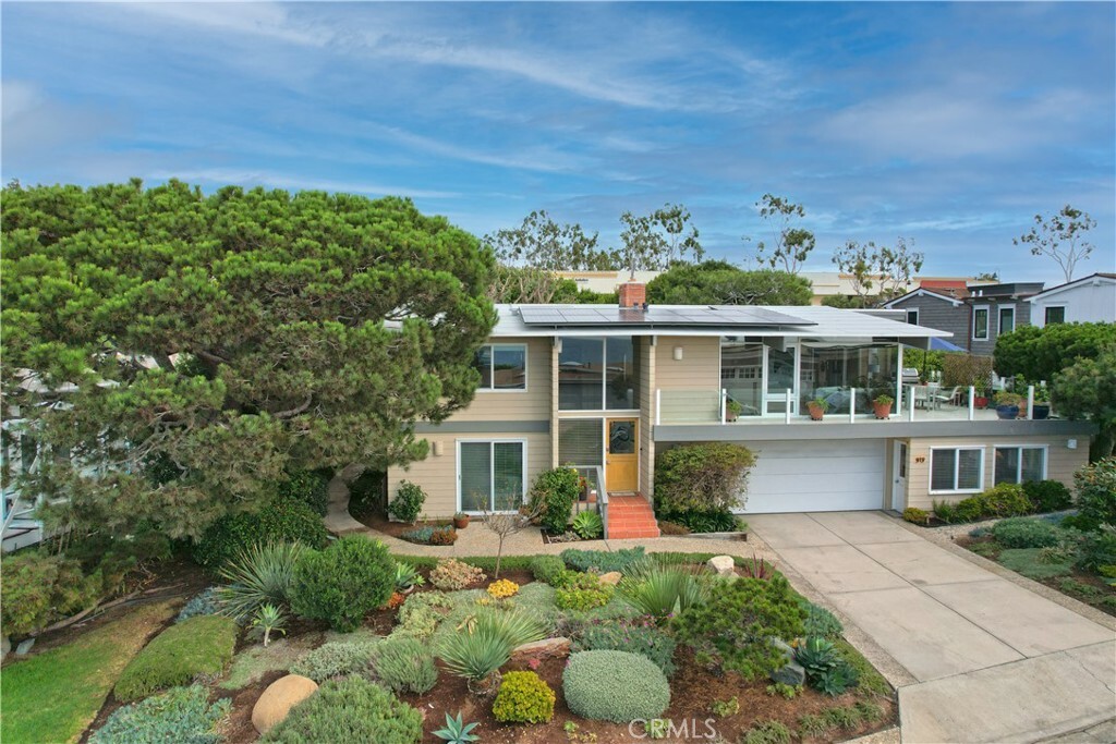 Property Photo:  419 Monarch Bay Drive  CA 92629 