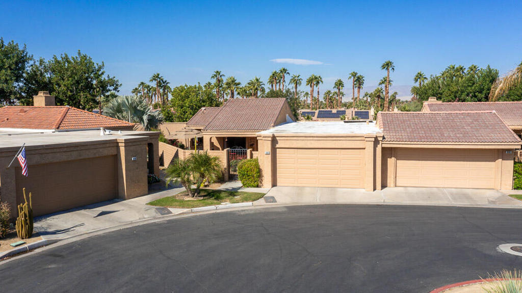 Property Photo:  44109 Oran Court  CA 92260 