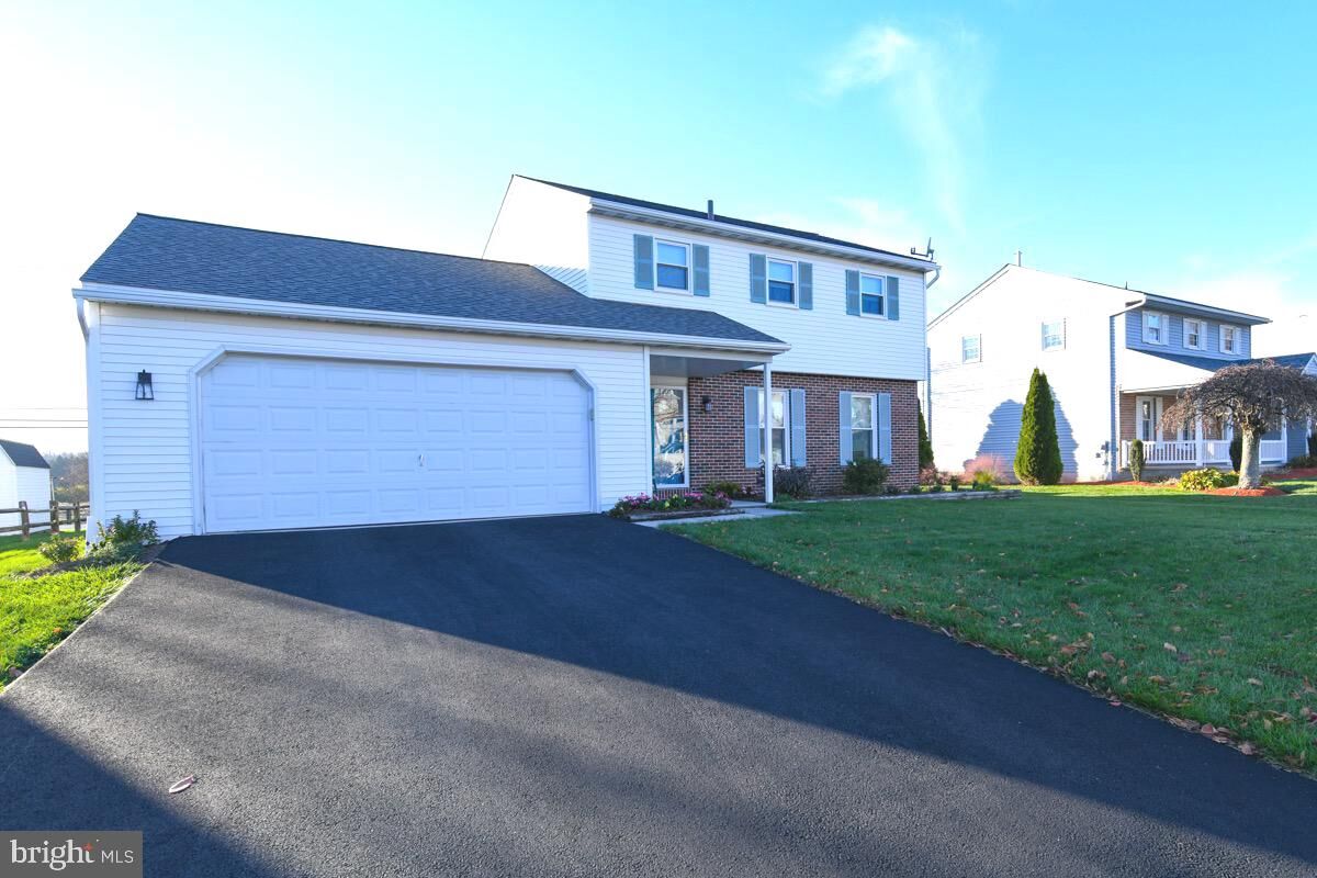 Property Photo:  818 Blue Gate Lane  PA 19608 