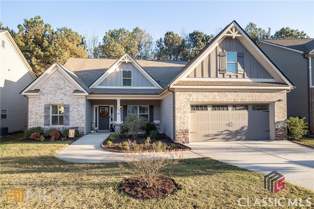 Property Photo: 208 Meeler Circle GA 30622