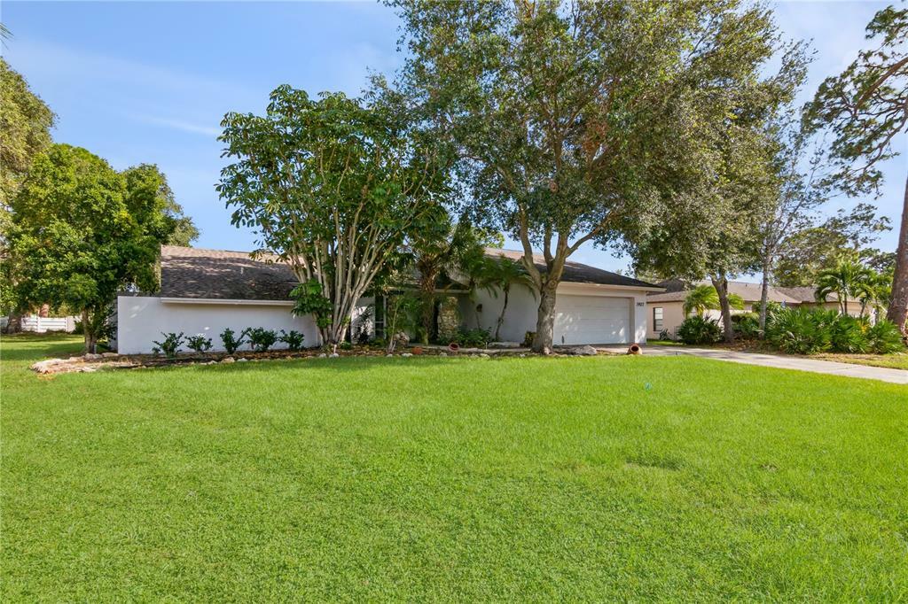 3927 Country View Lane  Sarasota FL 34233 photo