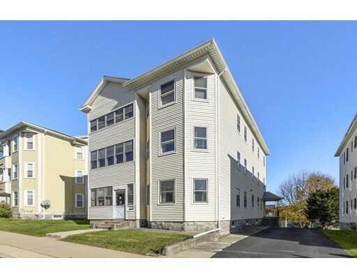 Property Photo: 16 Plantation Street MA 01604