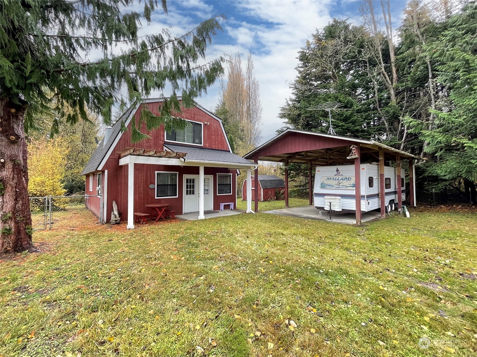 Property Photo:  321 Golden Sands Boulevard  WA 98382 