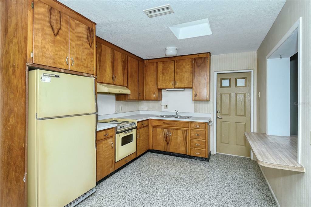 Property Photo:  5803 24th Street W  FL 34207 