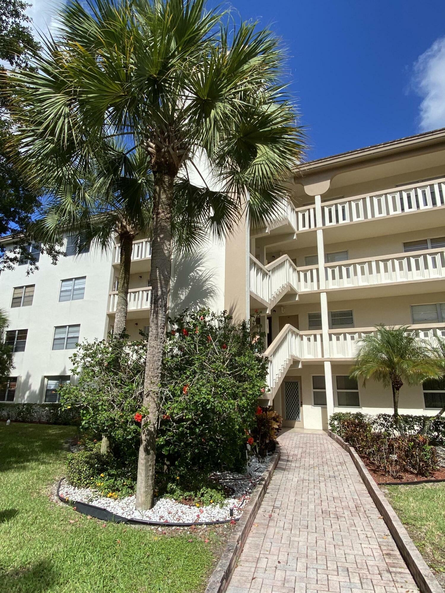 Property Photo: 2905 Victoria Place C4 FL 33066