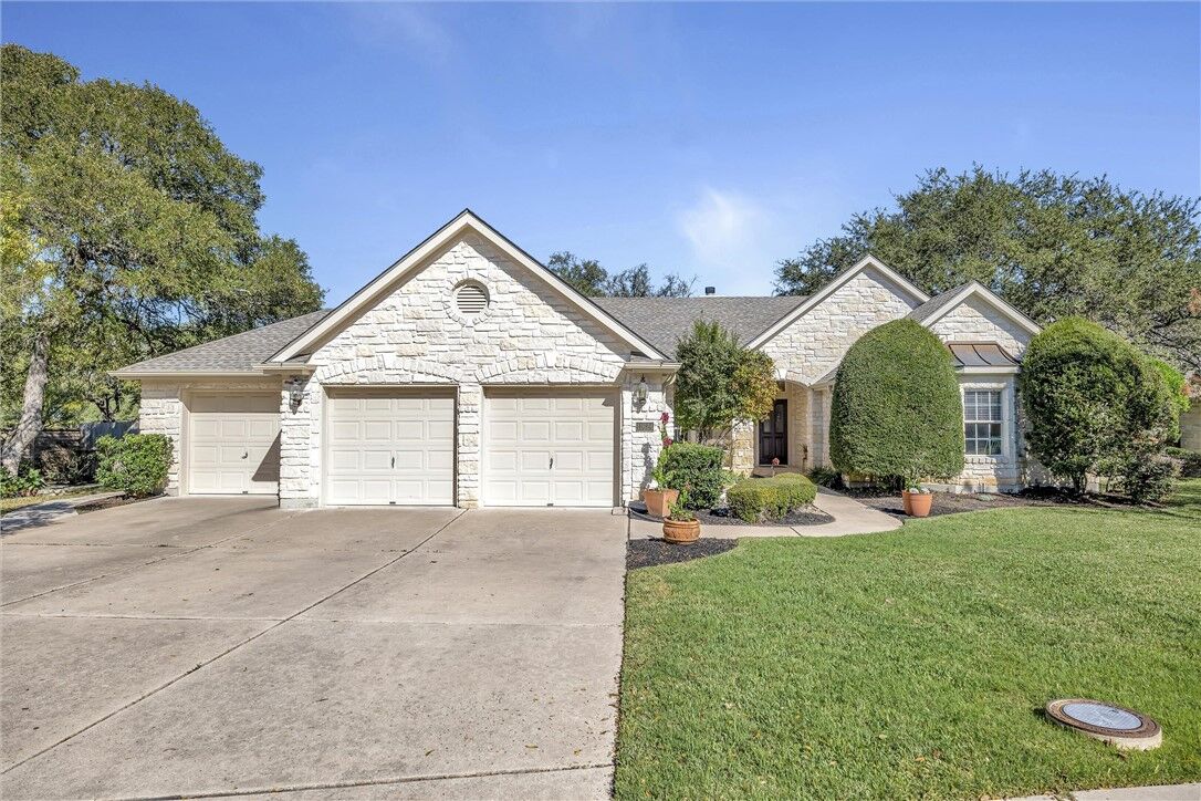 Property Photo:  11622 Sweet Basil Court  TX 78726 