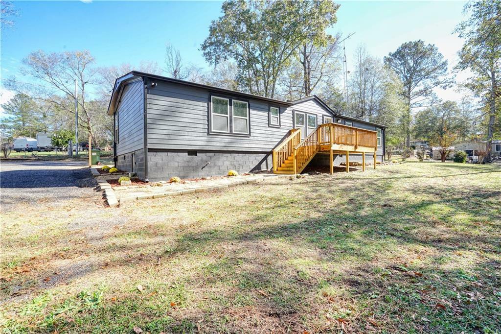 Property Photo: 2721 Lakeshore Drive NE GA 30012