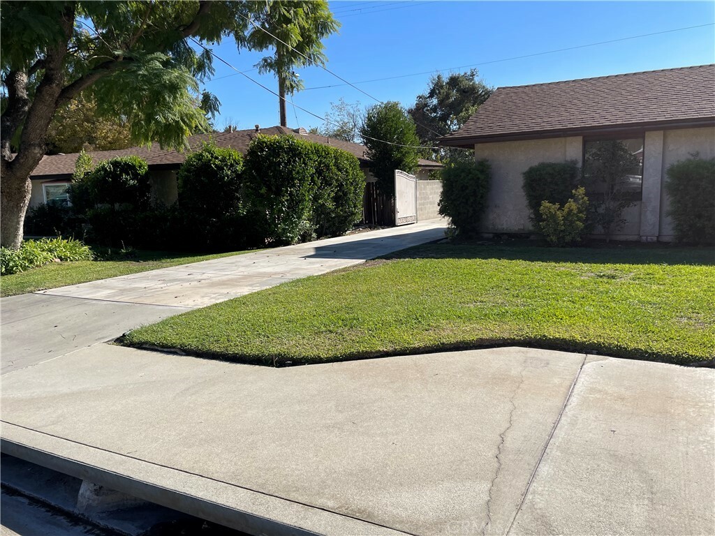 Property Photo:  1110 Orange Avenue  CA 91016 