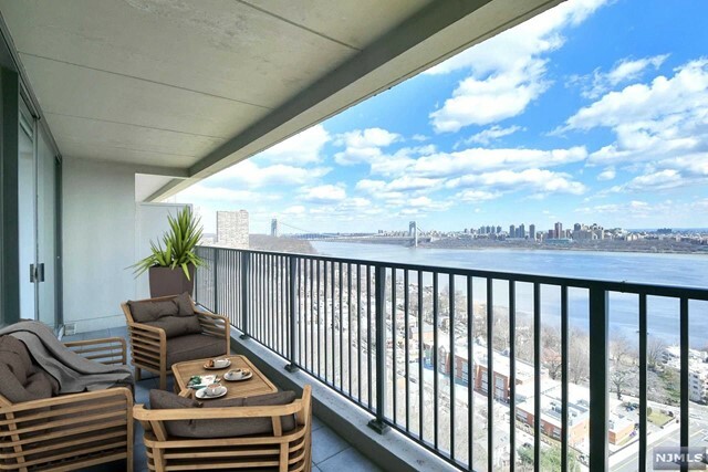 Property Photo: 3 Horizon Road #1406 NJ 07024