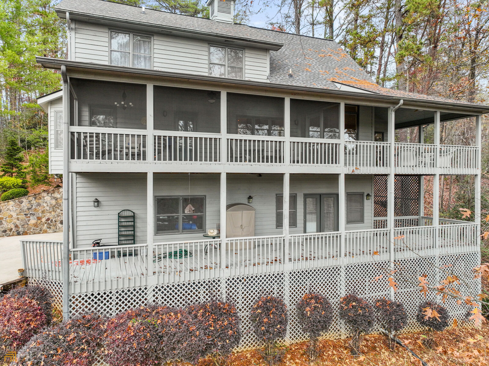 Property Photo: 1263 Woodbrier GA 30571