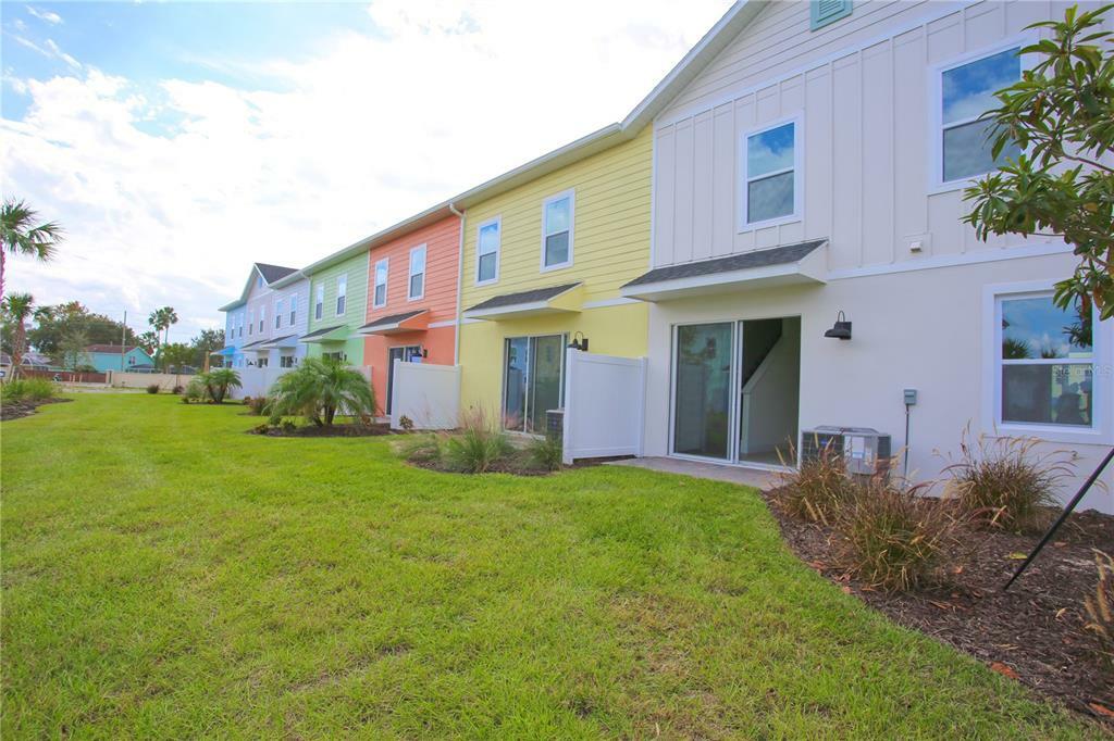 Property Photo:  2960 On The Rocks Point  FL 34747 