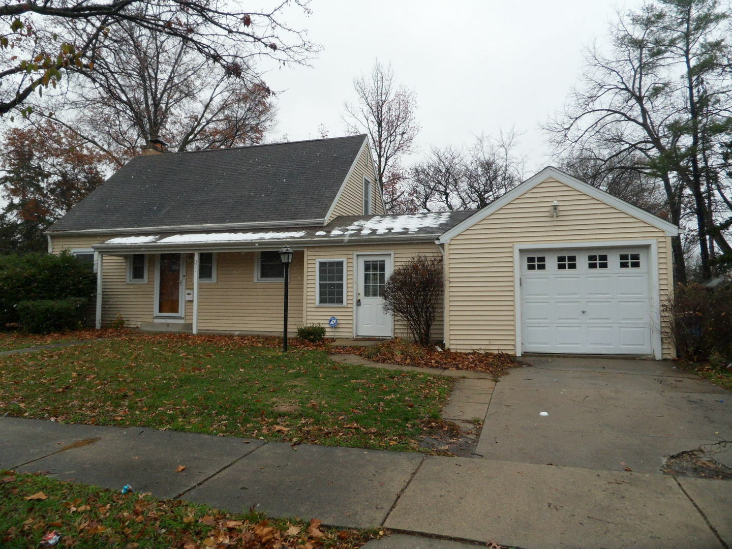 Property Photo:  371 Ashland Avenue  IL 60505 