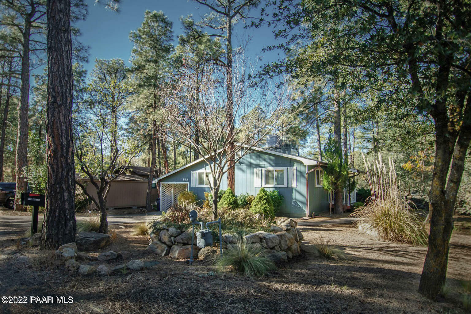 Property Photo:  938 S Milton Avenue  AZ 86303 