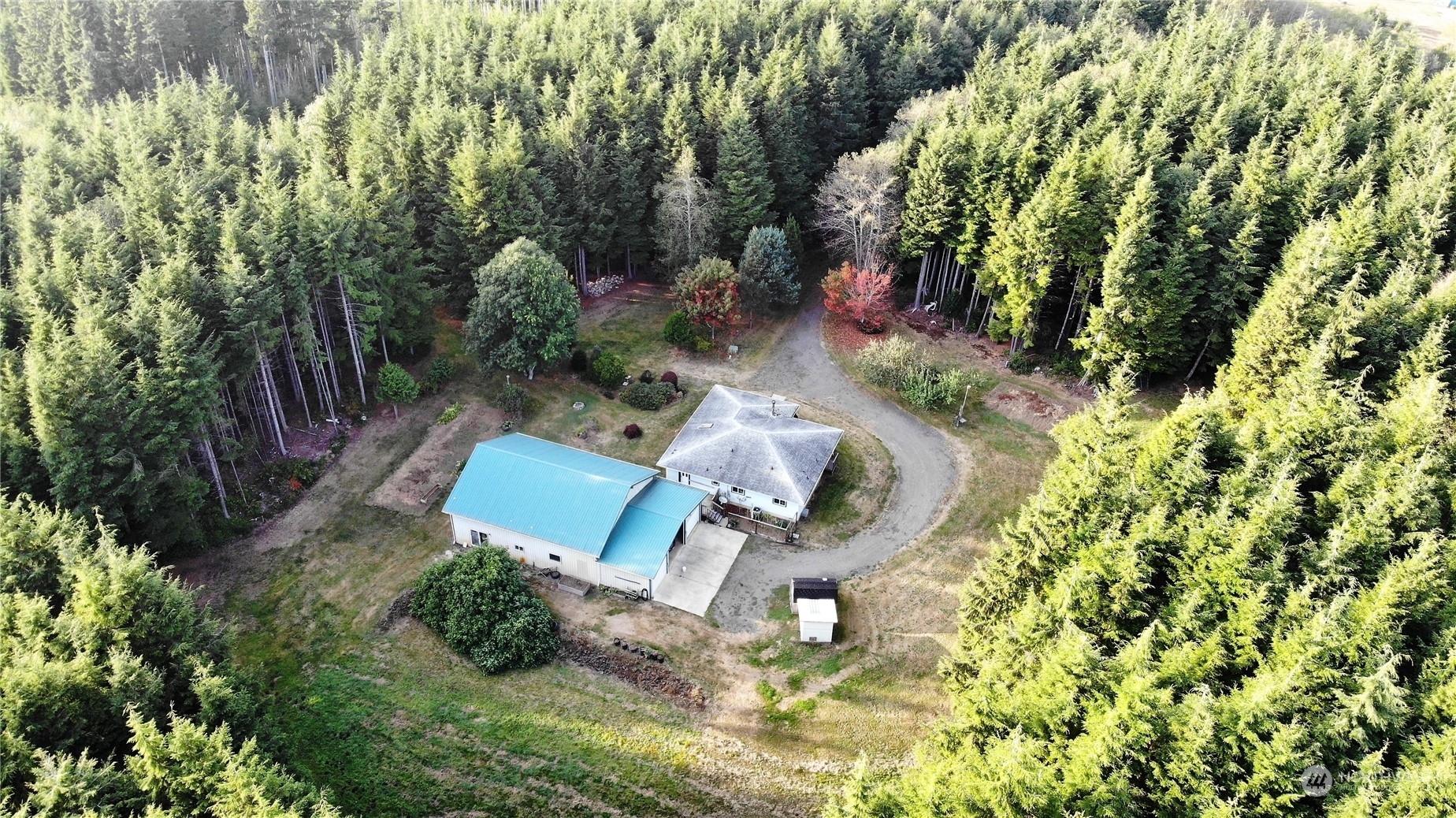 Property Photo:  50 Traveler Lane  WA 98520 