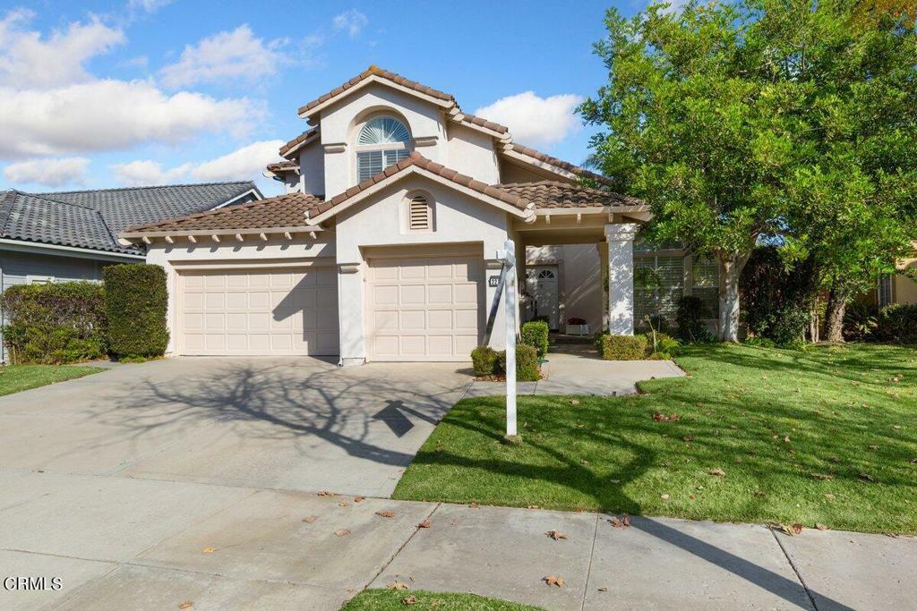 Property Photo:  2212 Cedar Ridge Court  CA 93036 