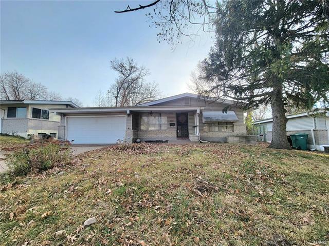 10632 Linnell Drive  St Louis MO 63136 photo