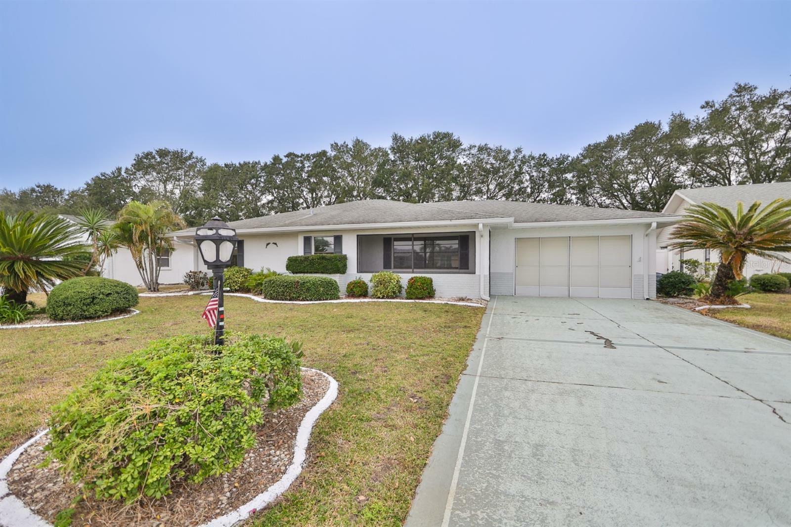 Property Photo:  1613 New Bedford Drive  FL 33573 