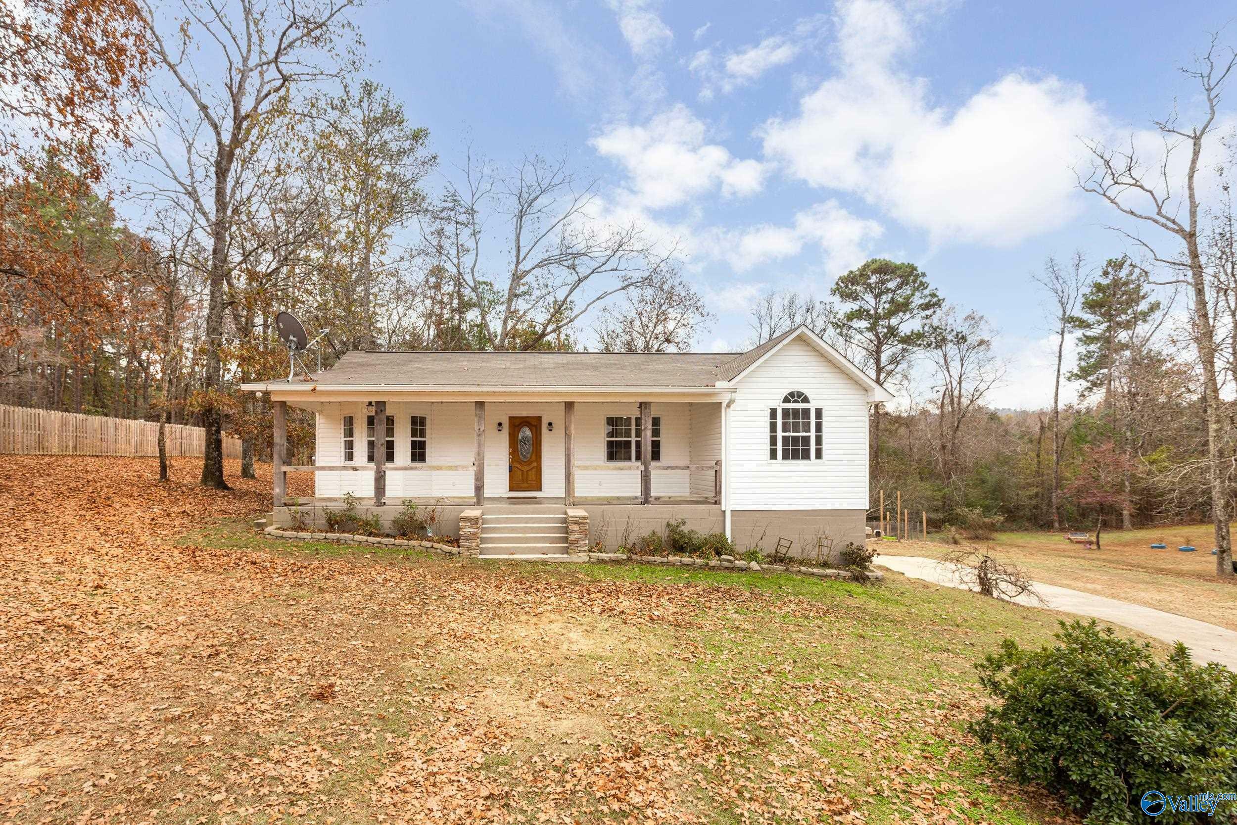 Property Photo:  8625 Morgan Drive  AL 35905 