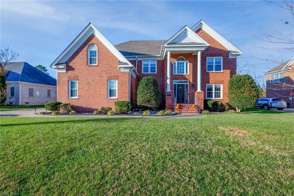 Property Photo: 208 Avonlea Pointe VA 23322
