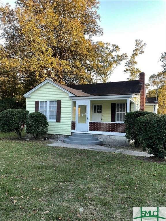 Property Photo: 19 Smith Avenue GA 31408