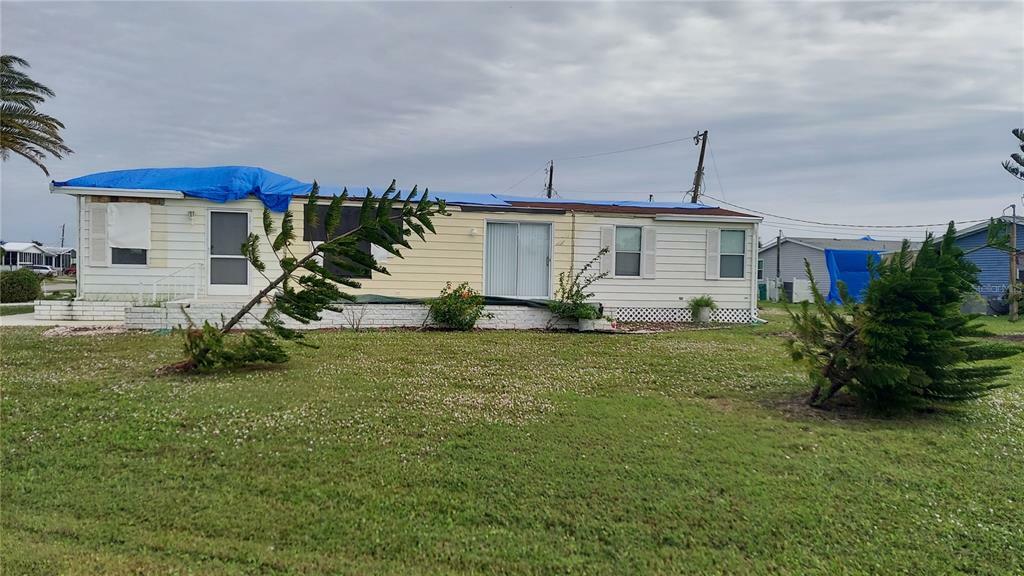 Property Photo: 3654 Rossmere Road FL 33953