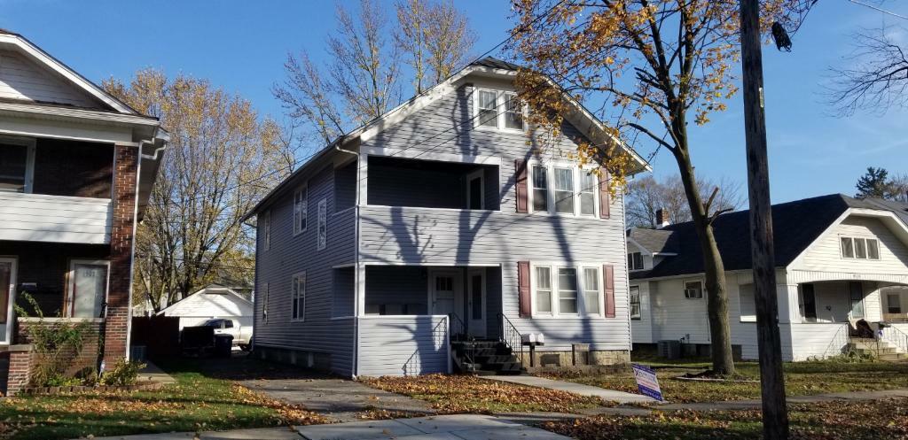 Property Photo: 904 Lafayette Street IL 60505