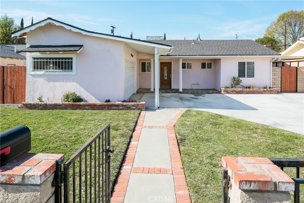 Property Photo:  8823 Monogram Avenue  CA 91343 