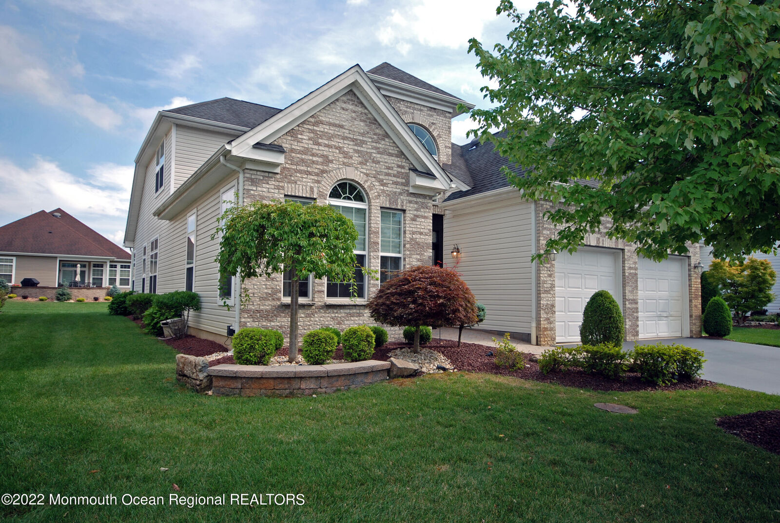 Property Photo:  70 Cobblestone Boulevard  NJ 08831 