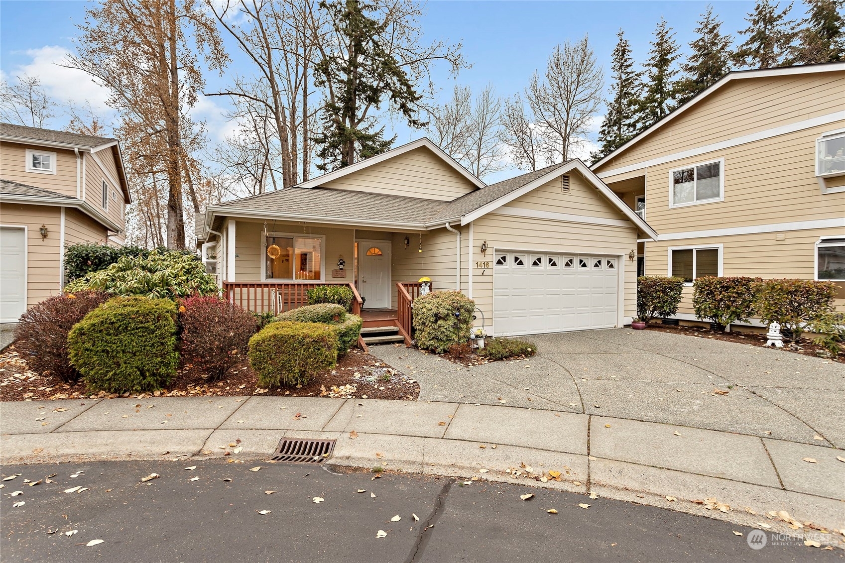 Property Photo: 1416 Whatcom Street WA 98229