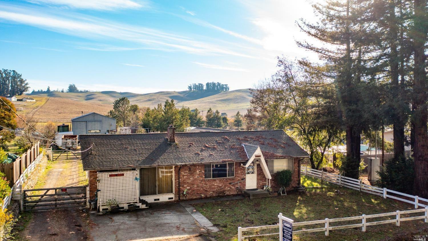 Property Photo:  4003 Roblar Road  CA 94952 