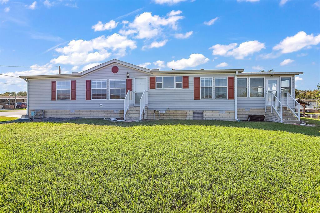 Property Photo: 30125 Green Bay Drive FL 32778
