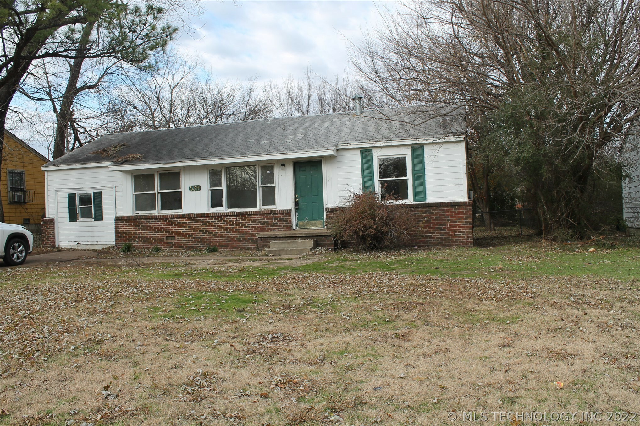 Property Photo:  539 E 48th Place N  OK 74126 