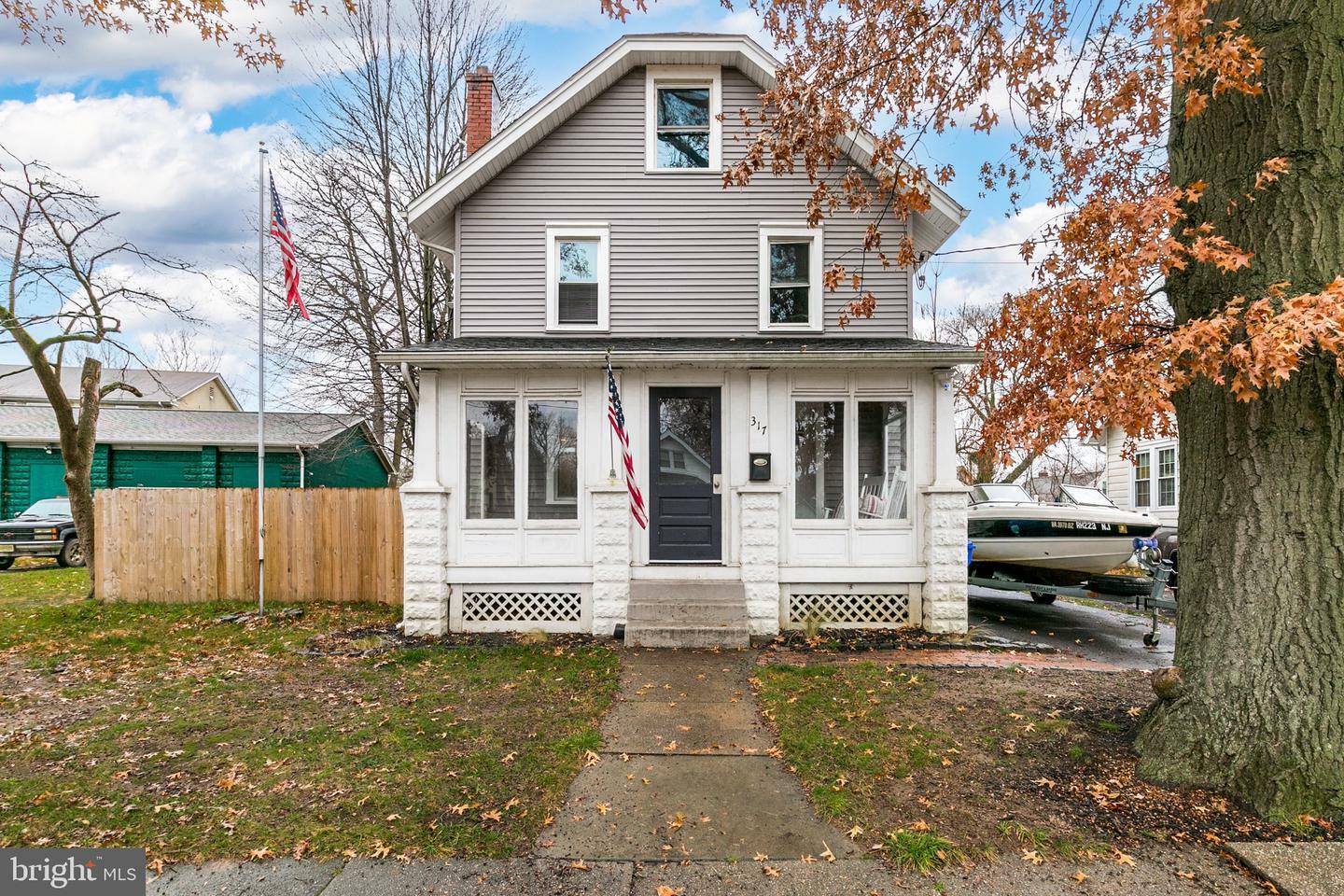 Property Photo:  317 Hazel Avenue  NJ 08075 