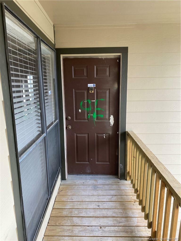 Property Photo: 1020 W McNeese Street 9E LA
