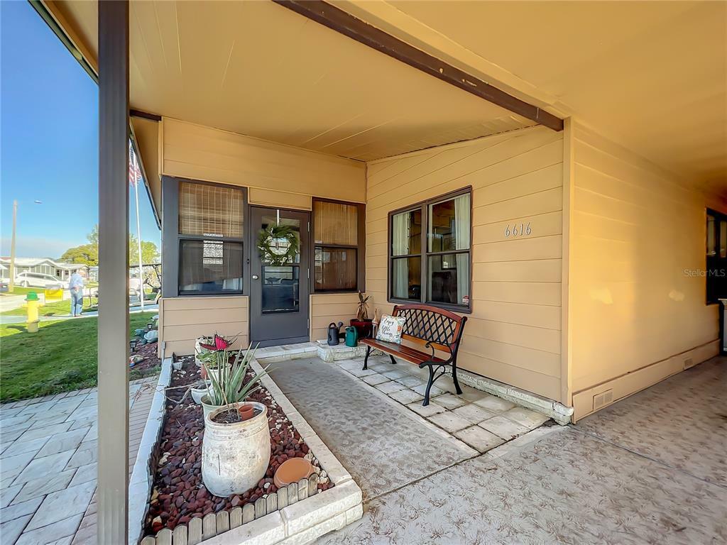 Property Photo: 6616 Westchester Drive NE FL 33881