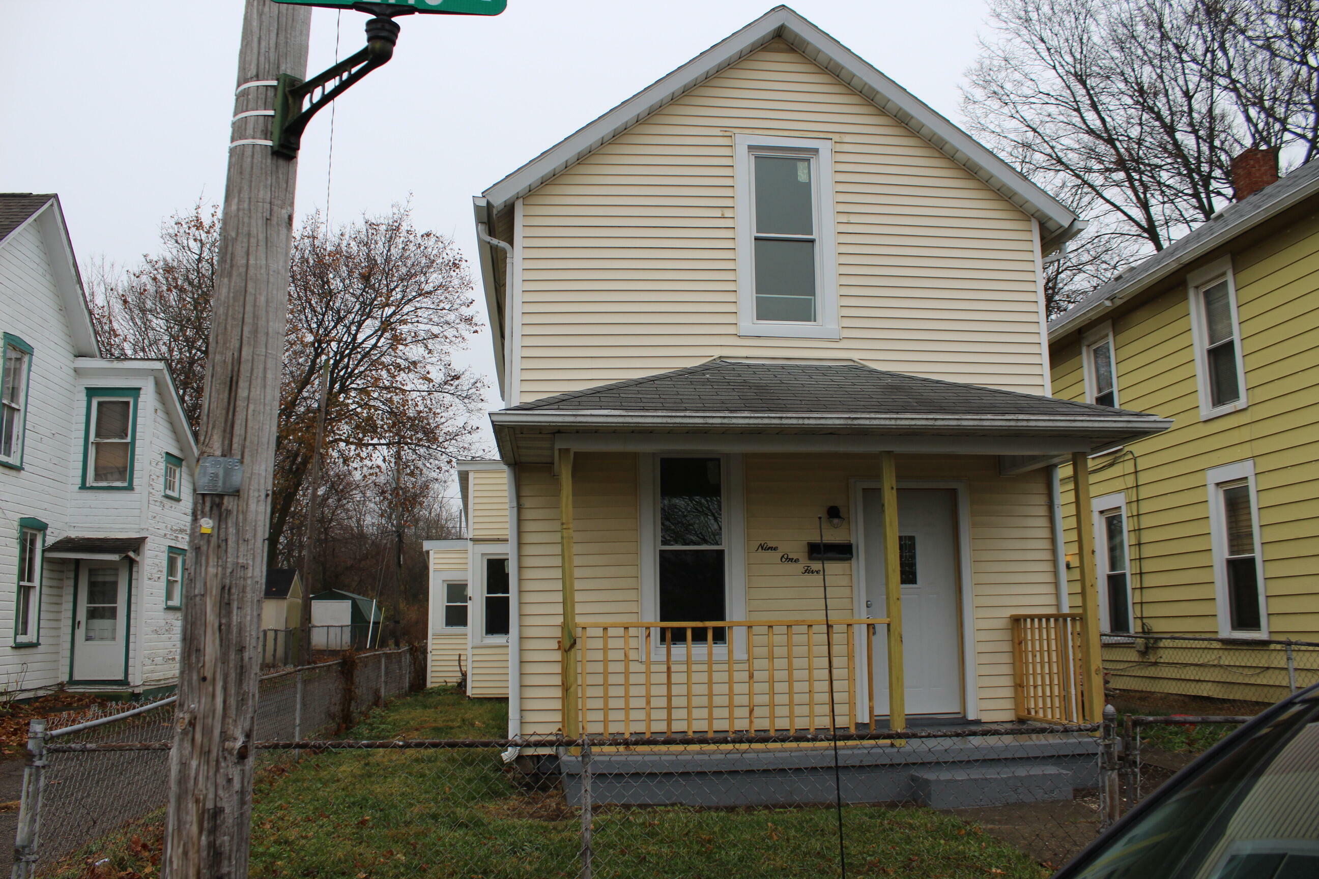 915 Tibbetts Avenue  Springfield OH 45505 photo