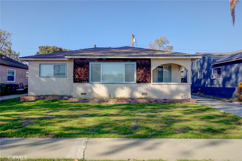 Property Photo:  15255 Roselle Avenue  CA 90260 