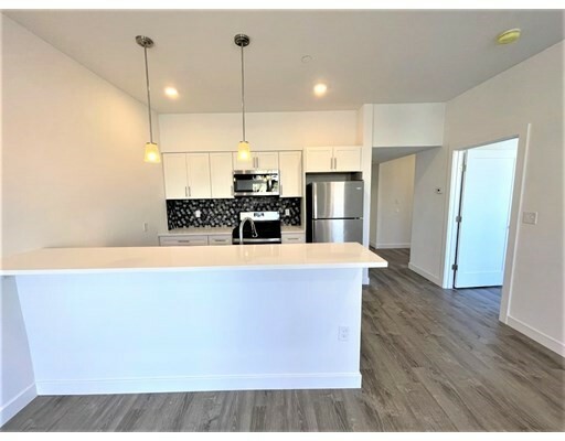 Property Photo: 302 Broadway 204 MA 02149
