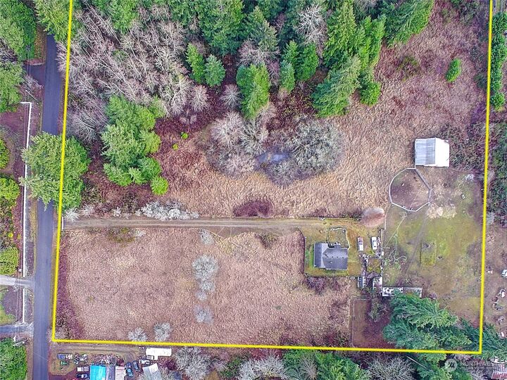 Property Photo:  8518 184th Street NW  WA 98292 