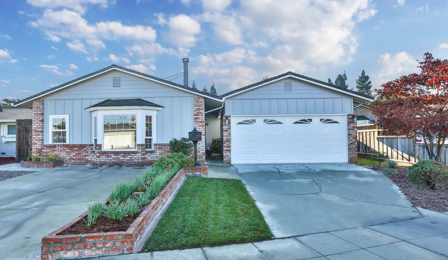 Property Photo:  1698 Lollie Court  CA 95124 