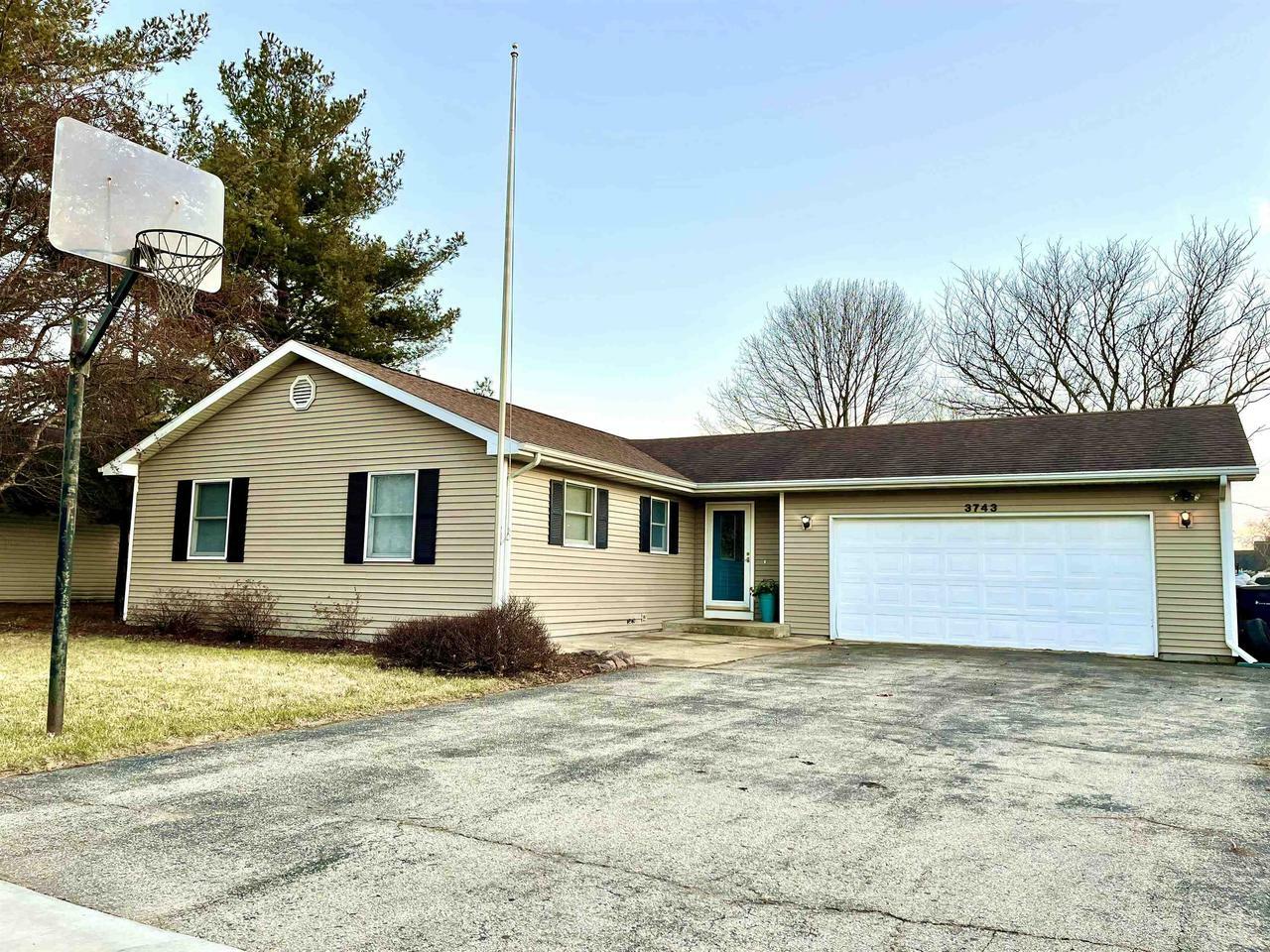 Property Photo:  3743 Tripp Rd  WI 53548 